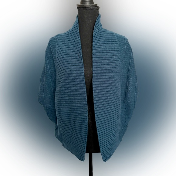 Gap women’s sweater cardigan (size: XS/S) - Picture 1 of 4